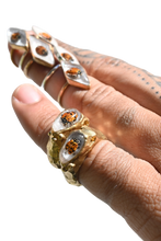 Load image into Gallery viewer, Ladybug Signet Ring