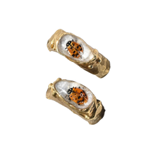 Load image into Gallery viewer, Ladybug Signet Ring