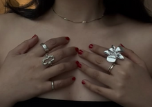 Load image into Gallery viewer, MG Orchid ring