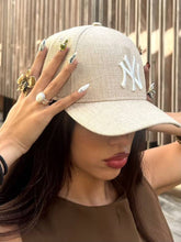 Load image into Gallery viewer, MG Orchid ring
