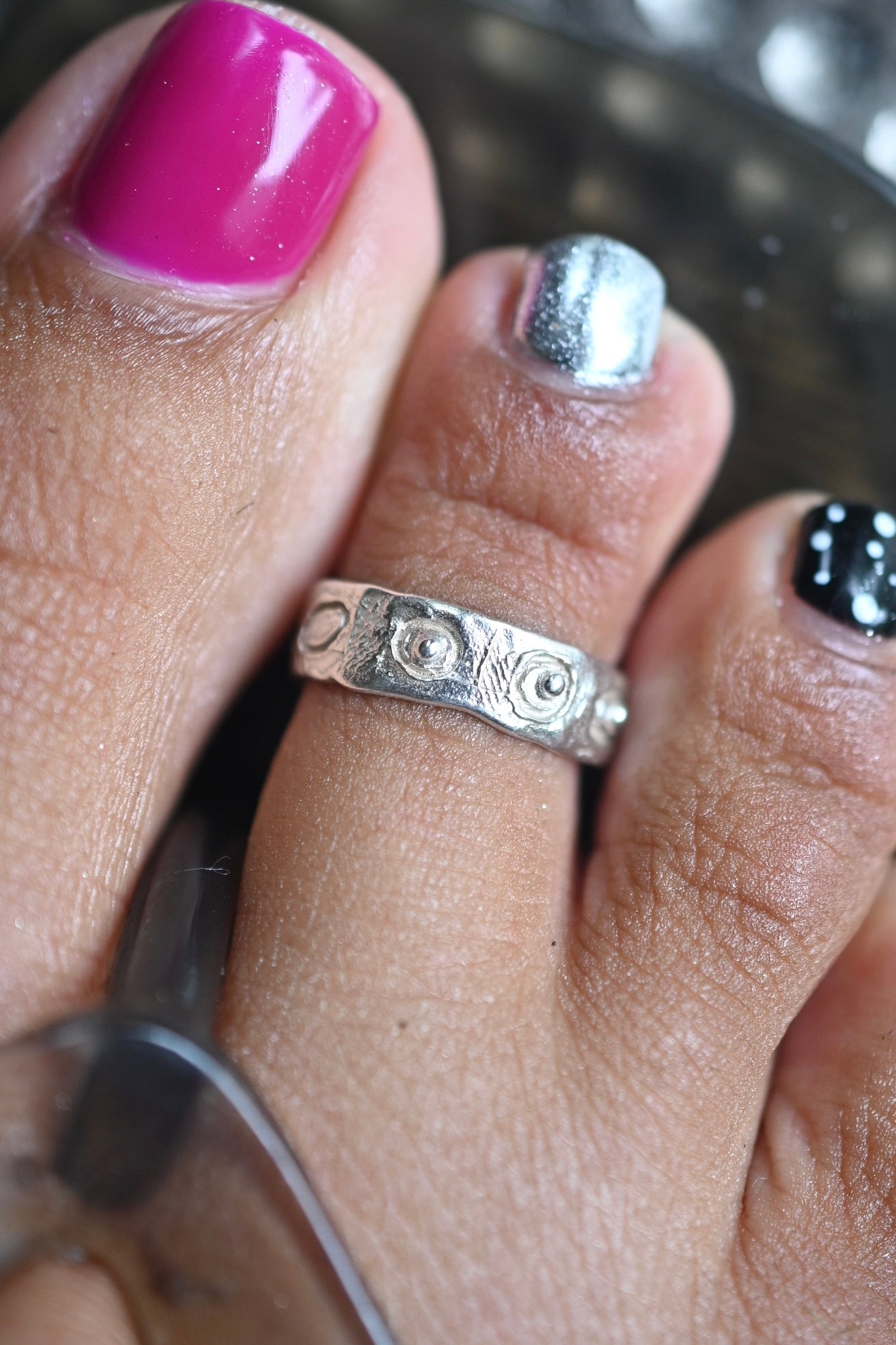Donis toe rings