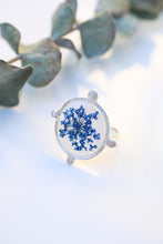 Load image into Gallery viewer, Flora Blue Carrot Flower Ring
