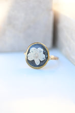 Load image into Gallery viewer, Classic Blossom Ring
