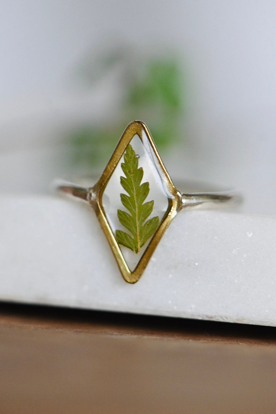 Sunny Diamond Fern Ring